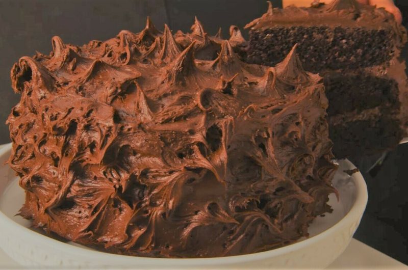 生日巧克力蛋糕